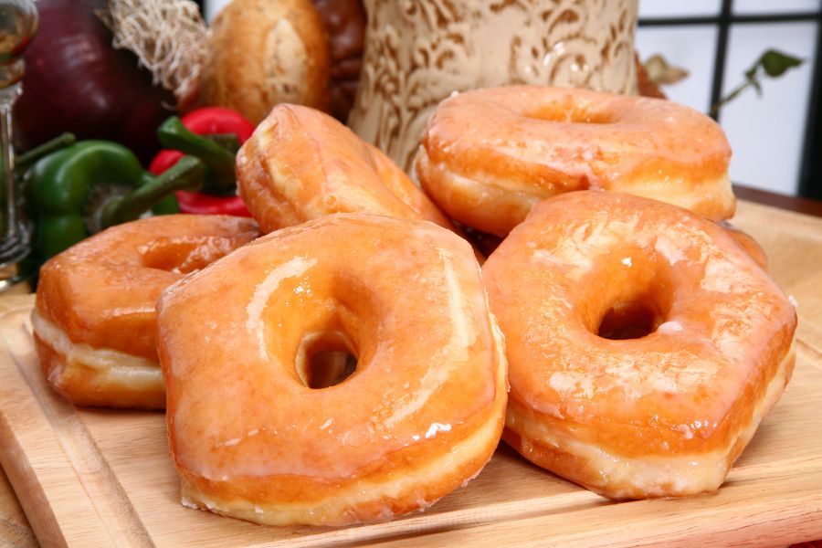 Rosquillas de levadura glaseadas
